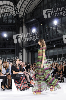 John Galliano Fashion Show, Fashion Week Paris