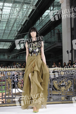 John Galliano Fashion Show, Fashion Week Paris
