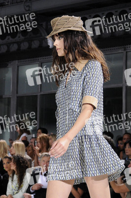 John Galliano Fashion Show, Fashion Week Paris