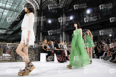 John Galliano Fashion Show, Fashion Week Paris