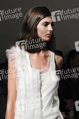 Veronica Branquinho Fashion Show, Fashion Week Paris