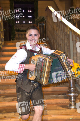'Musikantenstadl' TV-Show, Passau
