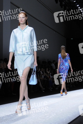 Shiatzy Chen Fashion Show, Fashion Week Paris
