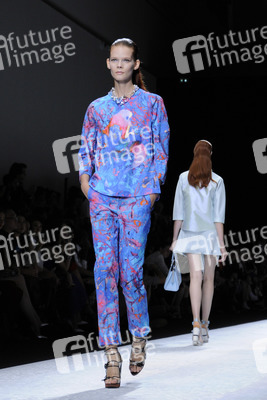 Shiatzy Chen Fashion Show, Fashion Week Paris