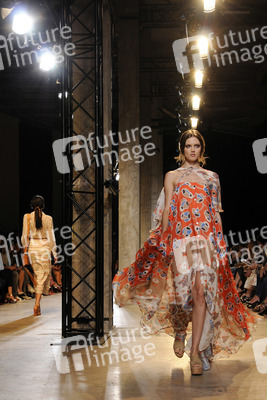 Paul & Joe Fashion Show, Fashion Week Paris