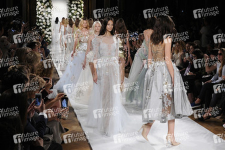 Valentin Yudashkin Fashion Show, Fashion Week Paris