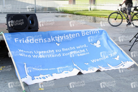 Protestkundgebung am Tag der Deutschen Einheit, Berlin