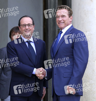 Francois Hollande empfängt Arnold Schwarzenegger im Élysée-Palast, Paris