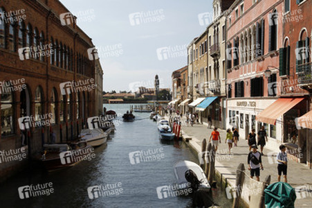 Sightseeing Murano