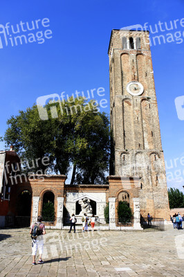 Sightseeing Murano