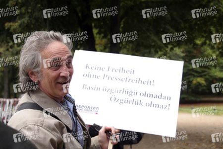 Kundgebung vor der Türkischen Botschaft, Berlin