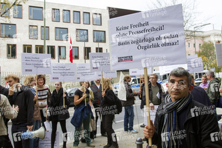 Kundgebung vor der Türkischen Botschaft, Berlin