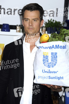 'Share a Meal' Event, New York