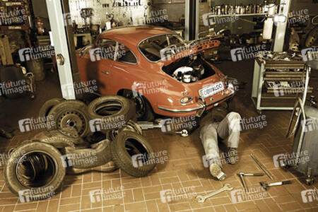 WORKING ART: Service Station