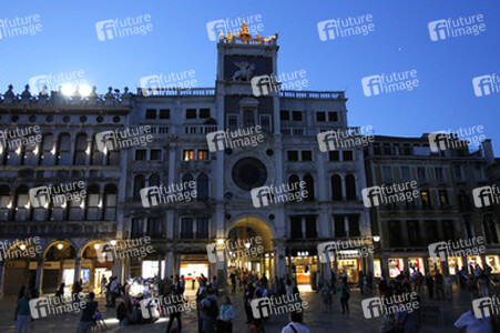 Uhrturm / Torre dell'Orologio