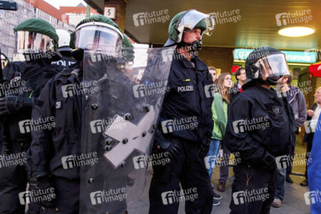 Demo für Kobane in Wedding, Berlin