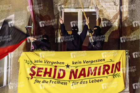 Demo für Kobane in Wedding, Berlin
