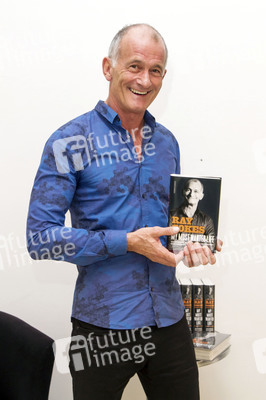 Ray Cokes Pressetermin, Berlin