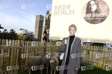 Franziska Knuppe beim Wool Week Opening, Berlin