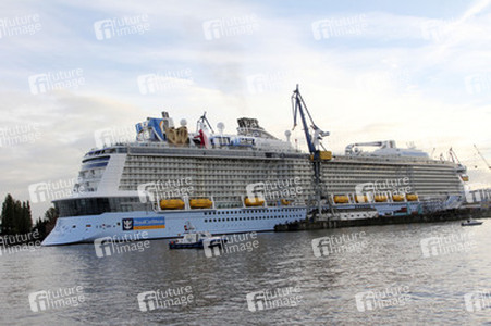 Das Kreuzfahrtschiff 'MS Quantum of the Seas', Hamburg