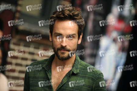 Tom Mison besucht die 'Late Show with David Letterman', New York