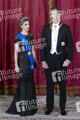 Spanish Royals und Präsidentin Bachelet beim Empfang zum Gala Dinner, Madrid