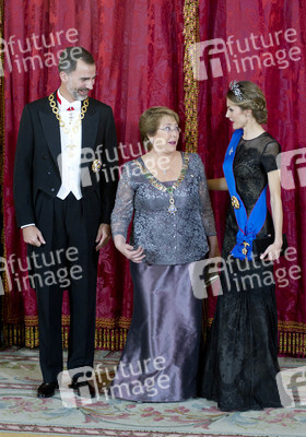 Spanish Royals und Präsidentin Bachelet beim Empfang zum Gala Dinner, Madrid
