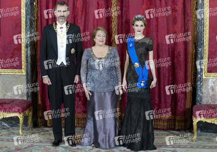Spanish Royals und Präsidentin Bachelet beim Empfang zum Gala Dinner, Madrid