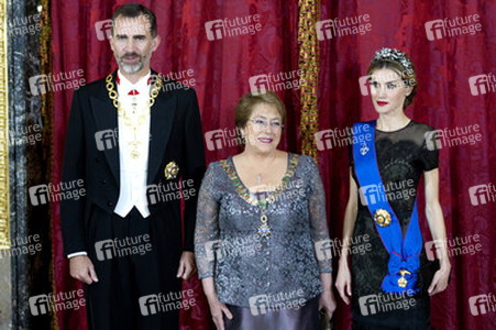 Spanish Royals und Präsidentin Bachelet beim Empfang zum Gala Dinner, Madrid