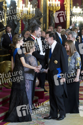 Spanish Royals und Präsidentin Bachelet beim Empfang zum Gala Dinner, Madrid