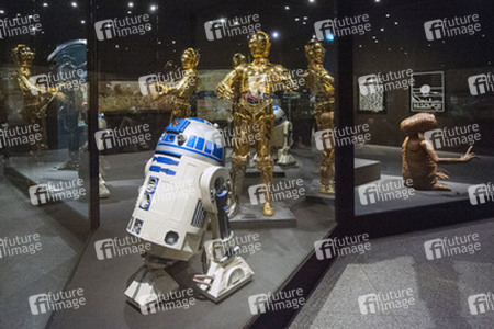 R2D2 C3PO