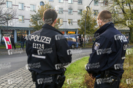 Demos an geplantem Flüchtlingsheim, Berlin