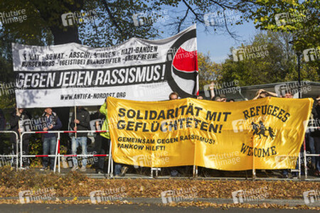 Demos an geplantem Flüchtlingsheim, Berlin