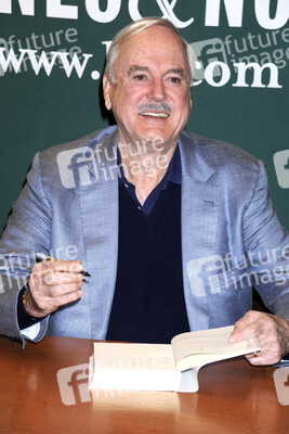 John Cleese Autogrammstunde, New York