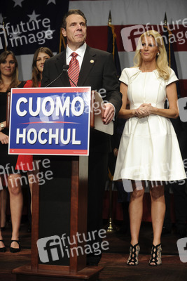 Andrew M. Cuomo zu Gouverneur wiedergewählt, New York