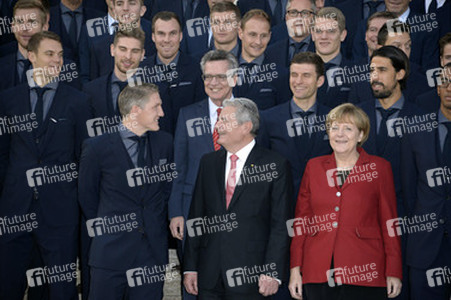 Verleihung des Silbernen Lorbeerblattes an die deutsche Fußball-Nationalmannschaft, Berlin