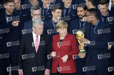Verleihung des Silbernen Lorbeerblattes an die deutsche Fußball-Nationalmannschaft, Berlin