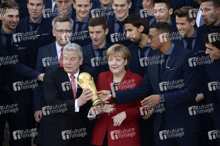 Verleihung des Silbernen Lorbeerblattes an die deutsche Fußball-Nationalmannschaft, Berlin
