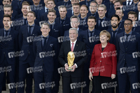 Verleihung des Silbernen Lorbeerblattes an die deutsche Fußball-Nationalmannschaft, Berlin