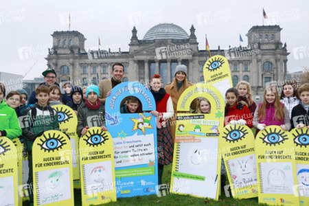 Aktion 'Augen auf für Kinderrechte', Berlin