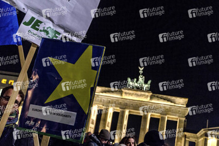 Mahnwache am Pariser Platz, Berlin