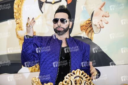 Harald Glööckler präsentiert seine neue Sonnenbrillenkollektion, München