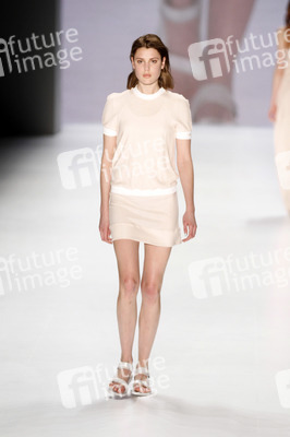 Charlotte Ronson Fashion Show, Berlin Fashion Week Autumn/Winter 2015