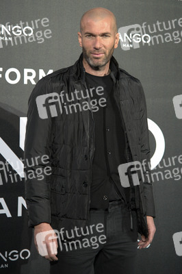 Zinédine Zidane Präsentation als Mango Man, Madrid
