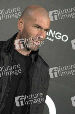Zinédine Zidane Präsentation als Mango Man, Madrid