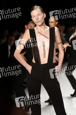 It's Showtime Maybelline New York 100th Anniversary Show, Berlin Fashion Week Autumn/Winter 2015