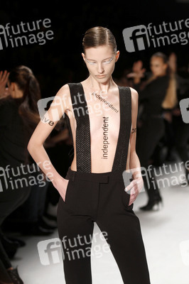 It's Showtime Maybelline New York 100th Anniversary Show, Berlin Fashion Week Autumn/Winter 2015
