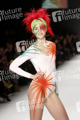It's Showtime Maybelline New York 100th Anniversary Show, Berlin Fashion Week Autumn/Winter 2015