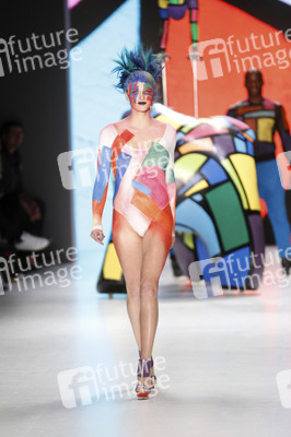 It's Showtime Maybelline New York 100th Anniversary Show, Berlin Fashion Week Autumn/Winter 2015