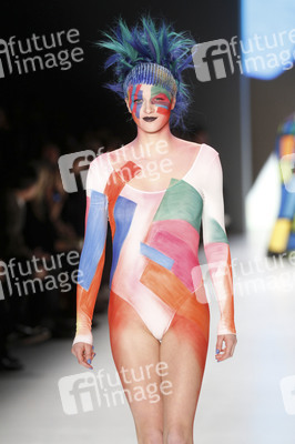 It's Showtime Maybelline New York 100th Anniversary Show, Berlin Fashion Week Autumn/Winter 2015